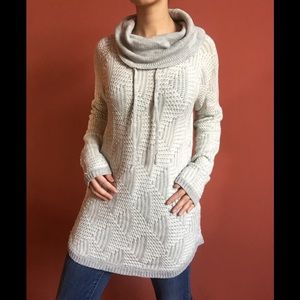 NWOT Dress Barn gray cowl neck sweater